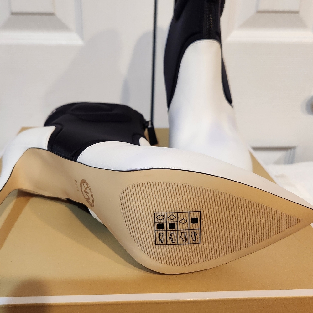 Michael Kors Black and White Heeled Boots with Pointed Toe - Picture 4 of 4